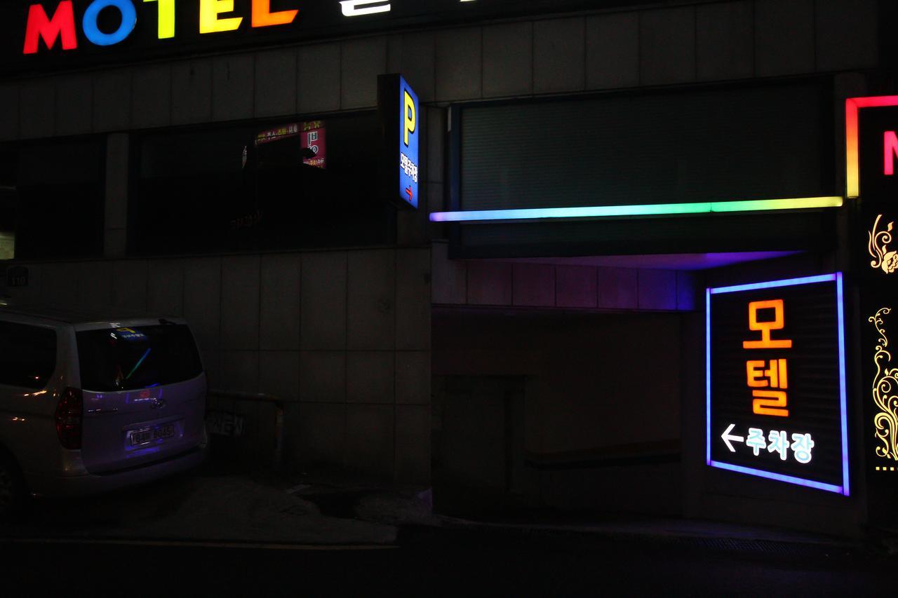 Alibaba Motel Busan Exterior photo